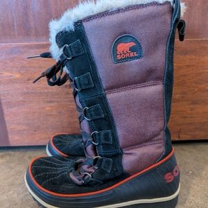 Sorel Tivoli High II Burgundy Winter Snowboots Women's 7
